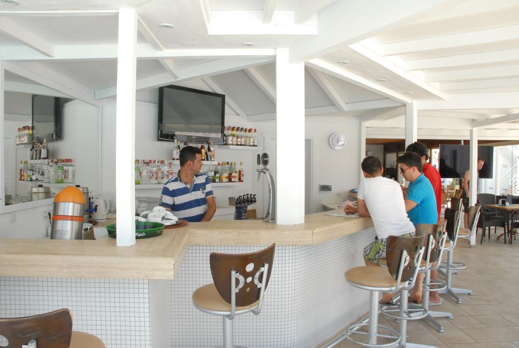 Costa Queen Suites Gümbet Esterno foto