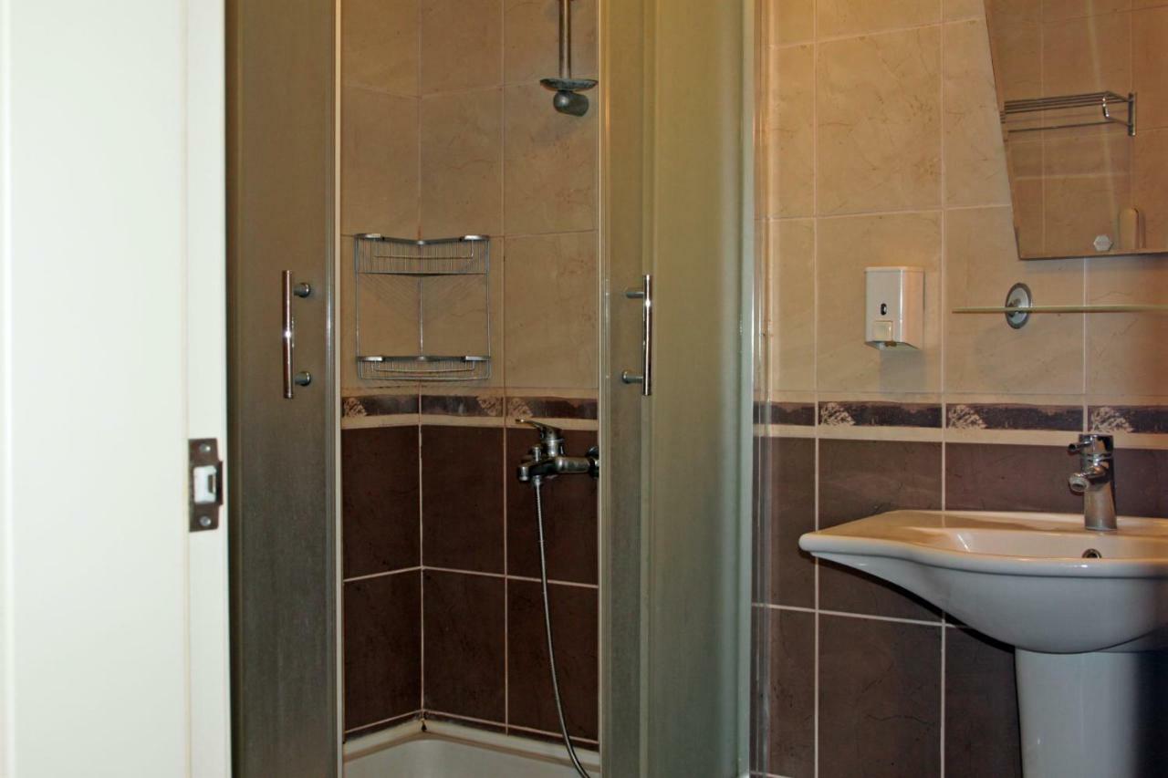 Costa Queen Suites Gümbet Esterno foto